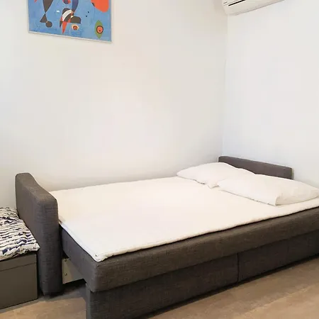 à 50 M De La Au Mourillon Appartement Toulon